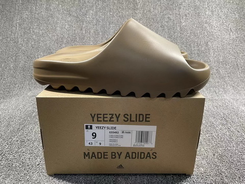 Yeezy Slide-11